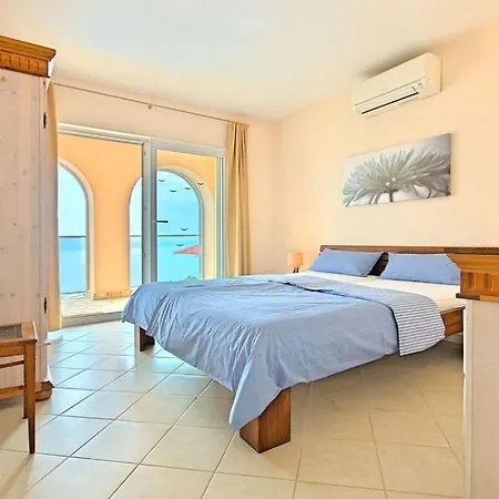 Feriehus Mali-kosi Comfortable Vicani